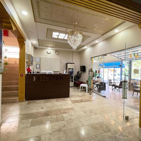 Ikarus Hotel Kusadasi Bagian luar foto